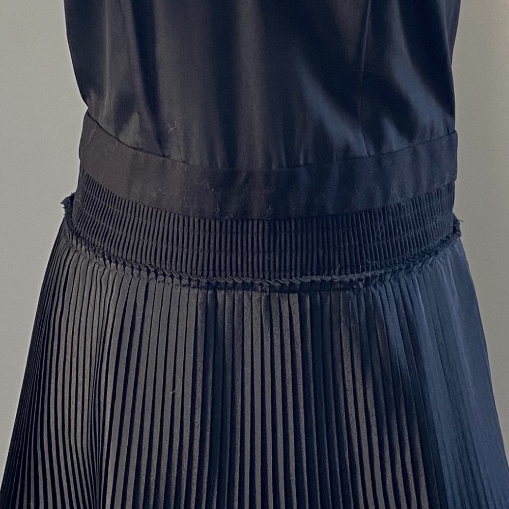 Chic Drop waist LBD with vegan leather trim - Picture 2 of 13